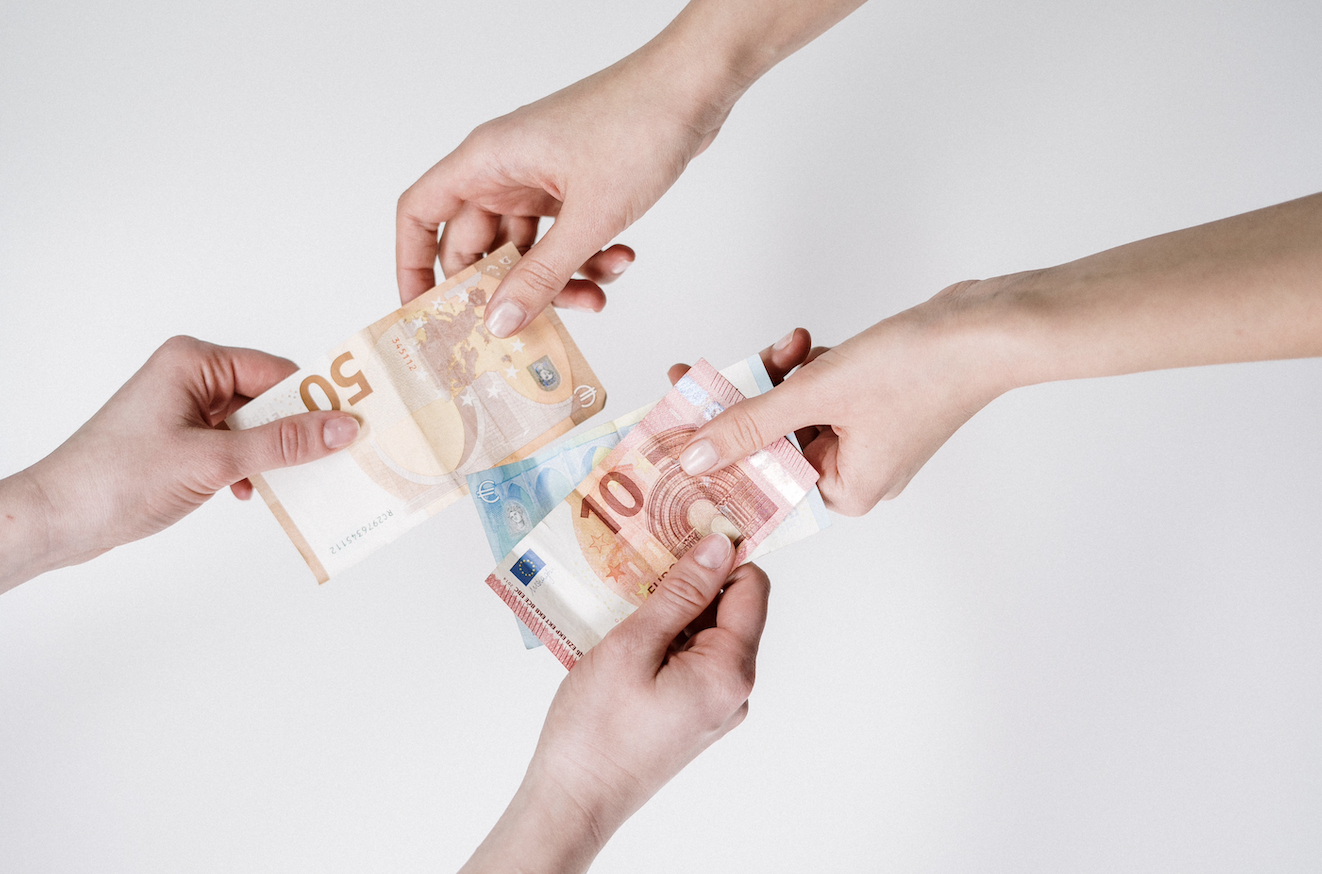 Photo: financelatvia.eu Latvia credit expansion grew in August per European Central Bank data